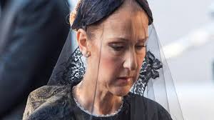 Céline was born in 1968, the youngest of 14 children. Why Celine Dion Didn T Attend Her Brother S Funeral Loop Tonga