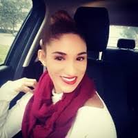 Elizabeth Muniz's Instagram, Twitter & Facebook