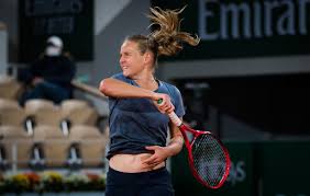 Bio, results, ranking and statistics of fiona ferro, a tennis player from france competing on the wta international tennis tour. Wta Insider On Twitter Fiona Ferro And Patricia Maria Tig Are Trading Blows On Chatrier And They Re Going To A Third Set The Palermo Champion To The 1st Set 9 7 In The