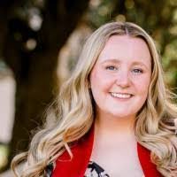 Grace Healy's Instagram, Twitter & Facebook