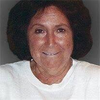 Suzanne R. McKee Obituary