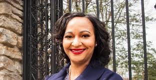 Kimberly Slay's Instagram, Twitter & Facebook