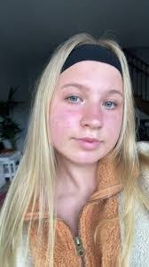 Carl Hoop's Instagram, Twitter & Facebook