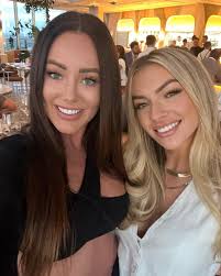 Home in Melbourne after 2 months of trips. Good to be back and seeing my  beautiful friends and visiting one of my fave Melbourne sip spots 🩷  @beverlyrooftop Dress: @stonningtonhire & @jaggerandstone