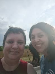 Can someone edit my pictures?