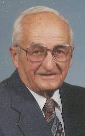 Eileen Seeman's Instagram, Twitter & Facebook