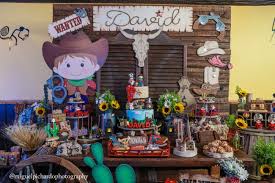 Little western cowgirl and cowboy baby shower theme ideas. Amazing Cowboy First Birthday Party Pretty My Party Party Ideas
