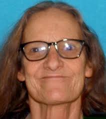 Cindy Toon's Instagram, Twitter & Facebook