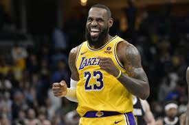 LeBron James agrees to two-year deal to stay with Lakers - Los Angeles Times