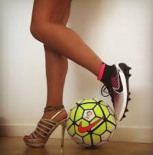 Tips And Tricks To Play A Great Game Of Football Soccer Girl Soccer Photography Football Girls