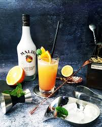 Maybe you would like to learn more about one of these? Malibu Sunrise Cocktail Fruchtig Milder Longdrink 6cl Malibu 1cl Zitronensaft 12cl Orangensaft 1cl Grenadine Or Malibu Cocktails Longdrinks Orangensaft