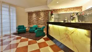 Offering access to via mazzini, which is 0.8 km away, the comfortable best western hotel armando verona features a flat screen tv, a satellite tv and a bar. Best Western Hotels