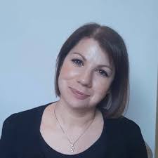 Erin Dilks's Instagram, Twitter & Facebook