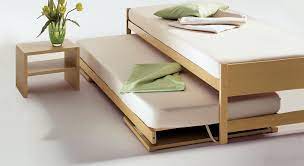 Das bett mit unterbett ist eine pfiffige idee, wenn öfters übernachtungsgäste im haus sind. Unser Ausziehbett On Top Ausziehbett Ausziehbares Gastebett Gastebett