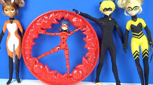 Mucize Ugur Bocegi Ile Kara Kedi Ladybug Isikli Ve Sesli Cemberi Hawk Moth Ladybug Light Wheel Toy Youtube