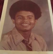 Happy birthday 🎂 to you Desmond Murray .