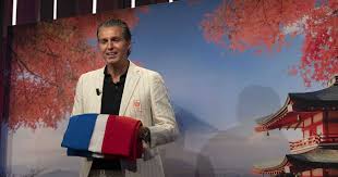 Triple champion olympique et détenteur du record du monde du 100 m nage libre de 2000 à 2008, « vdh » a également remporté plusieurs médailles aux. Van Den Hoogenband About Playing Without Fans That Is Very Sad For The Athletes Olympics Netherlands News Live