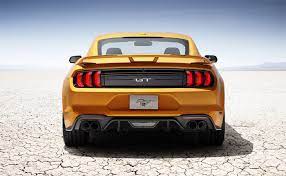 Ford mustang gt fastback 5.0l v8 is the top model in the mustang lineup and the price of mustang top model is ₹ 74.61 lakh.it returns a certified mileage of 7.9 kmpl. Ford Mustang Gt Ab Anfang 2018 Extrem Leise Laut Stark