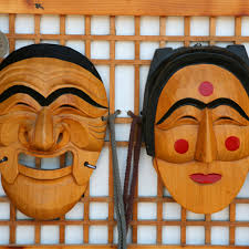 Korean masks come with black clothe attached to the sides of the mask designed to cover the back of the head and also to simulate black hair. Korean Hahoe Masks Are Korea Tourism Organization India Facebook