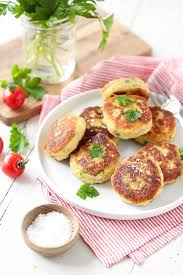 Croquettes De Poulet Aux Herbes Regilait Recette Croquette De Poulet Recette Croquettes