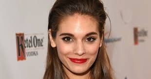 TIL that "Caitlin" is an Irish name historically pronounced "Kathleen" or  thereabouts (in the same way that "Sean" is "Shawn"). In non-Irish  countries, it has been pronounced "Kate-Lynn" or similar since the