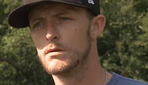 전자담배' 믿고 피웠다가 폐 다 망가져 '혼수상태' 빠진 20대 청년