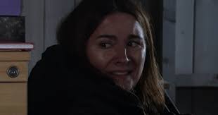 Corrie fans slam Anna Windass prison escape story as "absurd"