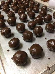 The Best Dipping Coating Chocolate Ever Recipe Food Com