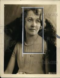 1927 Press Photo Bessie Walker Anderson Soprano at WTAM