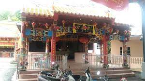 The capital of the district bandar penggaram, batu pahat is located at. Chinese Temple Sunset Review Of Chong Long Gong Temple Batu Pahat Malaysia Tripadvisor