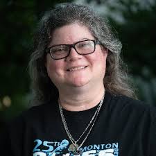 Paula Kirman ✡️🎵🏳️‍🌈 (@apaulagetics)