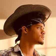 😭😭😭 👉🏾(via: yourmomsrosee/tiktok drewkey5000/tiktok)