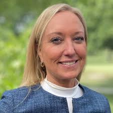 Melissa Heitz's Instagram, Twitter & Facebook