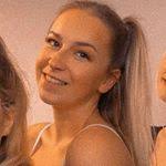 Rebecca Kitts's Instagram, Twitter & Facebook