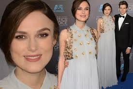 Pregnant Keira Knightley glows alongside husband James Righton at the  Critics' Choice Awards