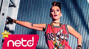 Demet Akalin Calkala Ziyaret Et Linkinden Telefona Bilgisayara Tablete Indir Muzik Indirme Muzik Videolari Muzik