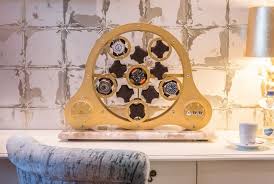 Lumisidus 11 24k Gold Watch Winder Hands On Ablogtowatch Watch Winder Winder Cool Watches