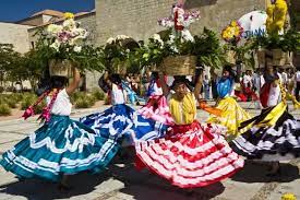 Mexican Hat Dance Steps Lovetoknow Mexican Culture Mexico Mexican Vacation