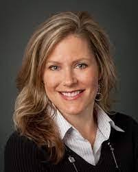 Tracy Lunden's Instagram, Twitter & Facebook