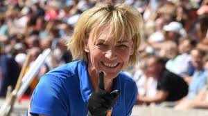 Heike drechsler und mann alain blondel bei der verleihung der goldenen henne im friedrichstadtpalast in berlin am 210905. 1p5v J21f Alm
