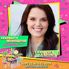 DAYTONA BEACH,FL! Who's coming to That's 4 Entertainment's 90s Con?! I'll  be there all three days! September 13-15th, hosting some panels and meeting  everyone at my booth when I'm not