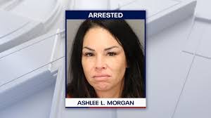 Ashlee Scott's Instagram, Twitter & Facebook