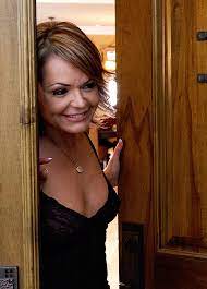 Kelly Leigh - MILF Porn Videos | MyFriendsHotMom