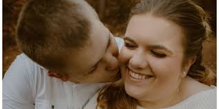 Autumn Lippert's Instagram, Twitter & Facebook