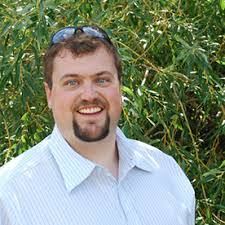 Philip Downer's Instagram, Twitter & Facebook