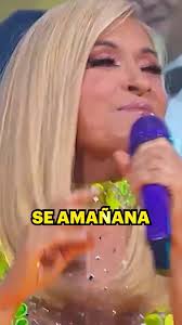 Yuri demostró tener gran voz para las cumbias #JuegoDeVoces, disponible en  Las Estrellas , @Univision y ViX