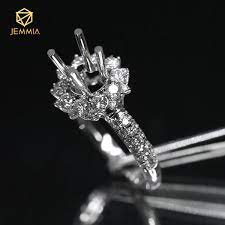 Ghim Tren Kim Cương Moissanite đẹp