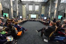 Die bereiche der campingplätze haus kron und staader loch jenseits des damms sind überflutet. Wirtschaftsausschuss Befasste Sich Mit Dem Wirtschaftsflachenkonzept Sachliche Diskussionen Bei Sondersitzung Mulheim An Der Ruhr