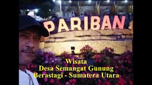 Lirik lagu saat gelap yang berpendar dan jatuh di bahuku ku membisu dan paku pilu suara nafas yang terdengar dan melagu di benakku ku seka lirik bulan dari angsa dan serigala ini dipublikasikan pada tanggal 29 agustus 2017 (3 tahun yang lalu). Wisata Semangat Gunung Berastagi Lagu Karo Terang Bulan Toba Nostalgia Playbill