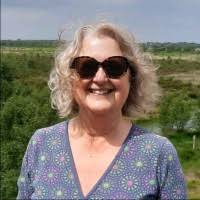 70+ perfiles de «Dyanne»